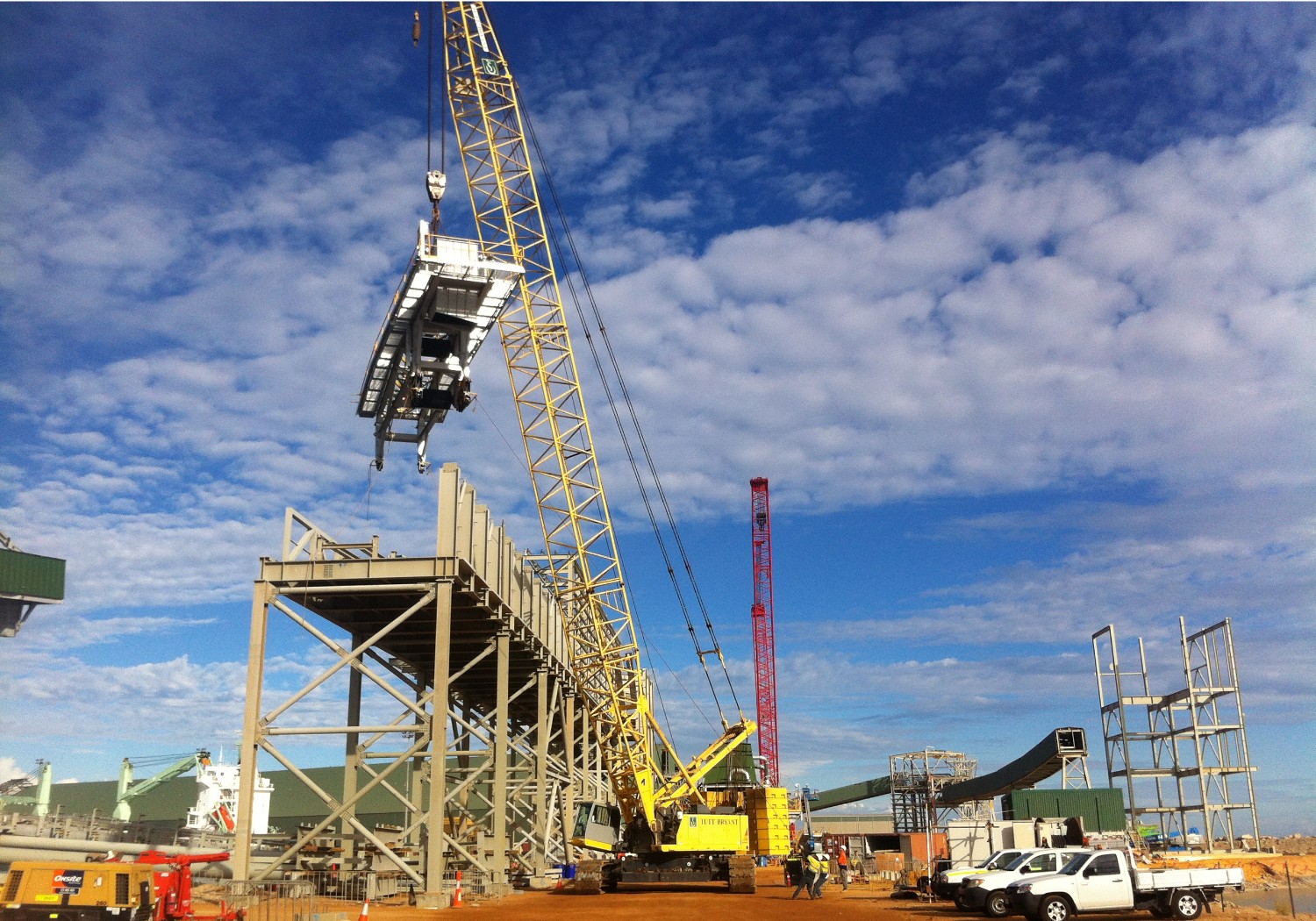 Crane lowering in fabricated metal structure